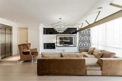 TRIPLEX 5 CAMERE LIFT INTERIOR -COMPLEX REZIDENTIAL ZONA HERASTRAU -NORDULUI - foto 2