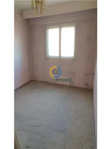 Apartament trei camere Popa Sapca, U-uri, etaj intermediar, liber - foto 4
