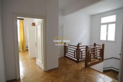 VILA PENTRU RESEDINTA SAU OFFICE - foto 9