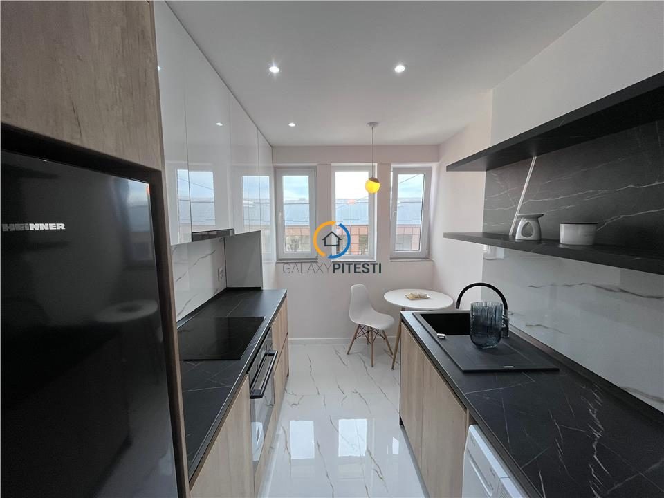 Apartament 2 camere Ultracentral, prima închiriere - Pitesti