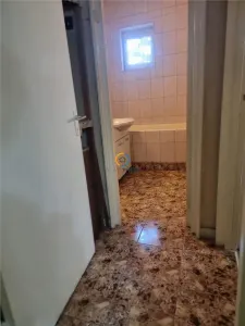 Vânzarea apartament 2 camere Craiovei - foto 3