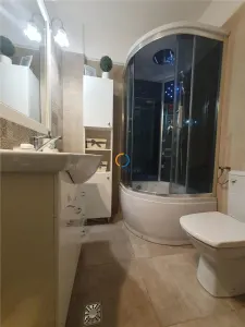 Vanzare apartament 2 camere si garaj , bloc nou zona Nord - foto 5