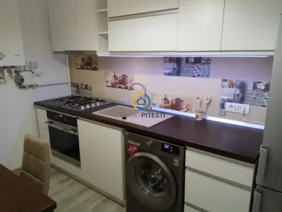 Apartament doua camere Ultracentral, etaj 1, mobilat, utilat - foto 4