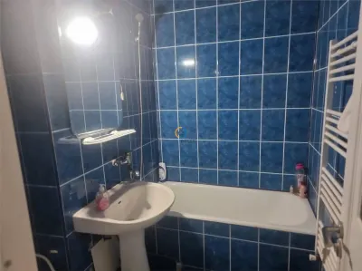 Vânzare apartament cu 2 camere Craiovei - foto 6
