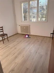 Inchiriere 3 camere - foto 1
