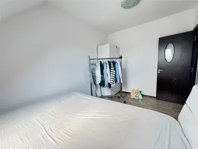 Apartament la mansarda cu 3 camere zona Garii - foto 8