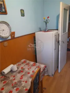 Apartament 3 camere balcon pivnita zona Vasile Aaron - foto 11