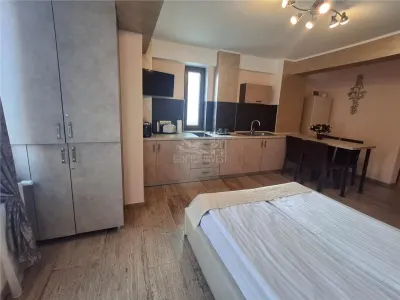 Studiou de lux cu balcon 40 mp utili in zona Centrala - foto 2