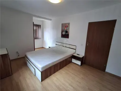 Apartament 3 camere 2 bai parcare zona Strand - foto 21