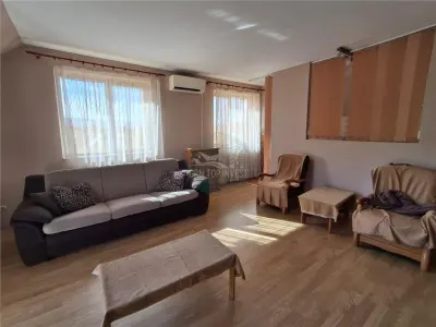 Apartament 3 camere 2 bai parcare zona Strand II - foto 10