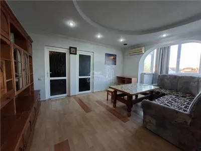 Apartament decomandat 3 camere etaj 2 Zona Terezian - foto 6