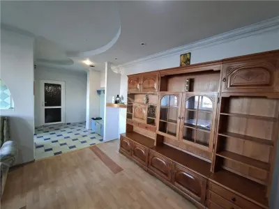 Apartament decomandat 3 camere etaj 2 Zona Terezian - foto 7