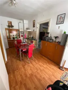 Casa 2 camere 100mp gradina zona Piata Cibin - foto 3