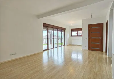 Casa individuala 5 camere 372mp teren zona Bavaria - Daia