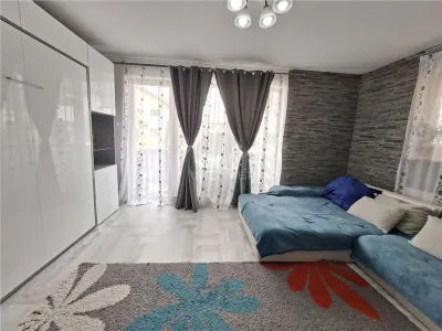 Apartament modern 2 camere balcon zona Shoppping City - foto 2