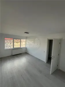 Apartament 4 camere 2 bai zona Piata Rahovei - Sibiu