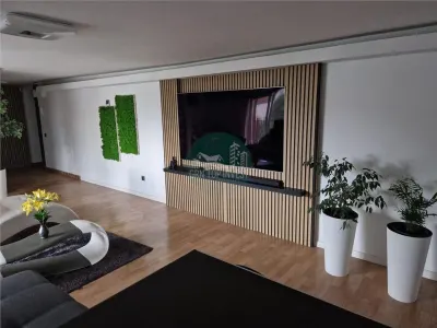 Apartament 4 camere decomandat zona Calea Cisnadiei - foto 2