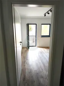 Apartament NOU cu 3 camere balcon parcare zona Shopping City - foto 6