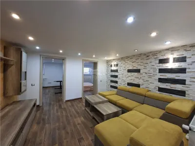 Casa Individuala 6 camere garaj 650 mp Teren zona Piata Cluj - foto 3