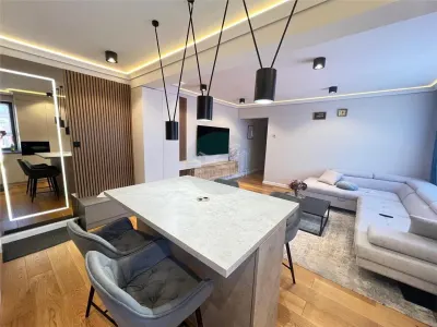 Apartament modern 3 camere si balcon zona Rahova - foto 2