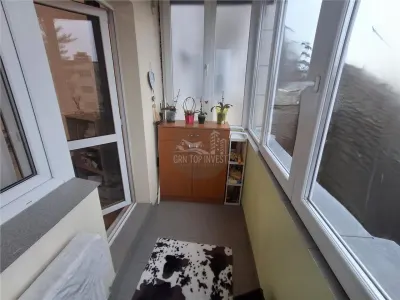 Apartament 3 camere decomandat 2 balcoane pivnita zona Valea Aurie - foto 14