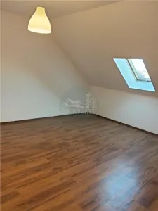 Apartament 2 camere la mansarda in zona Strand - Sibiu