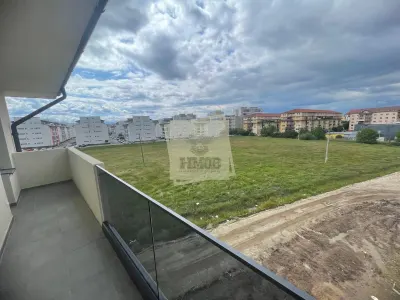 Apartament cu 3 camere balcon si parcare pe Doamna Stanca - foto 9