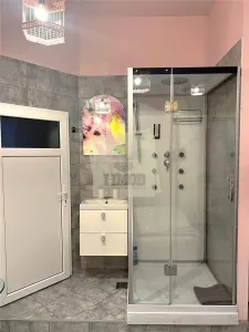 Afacere in exclusivitate cu 2 apartamente in regim hotelier Str 9 Mai - foto 8