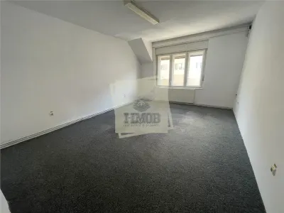 Spatiu de birouri cu 5 camere si 2 bai 160 mp in zona Centrala - foto 8