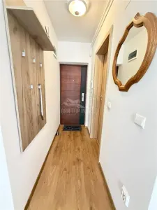 Apartament 2 camere etaj intermediar zona Calea Surii Mici - foto 6