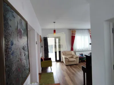 Casa individuala 5 camere terasa acoperita 3 bai si 458 mp teren in Cristian - foto 6
