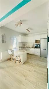 Casa 4 camere 3 bai si 2 parcari in Selimbar - Selimbar