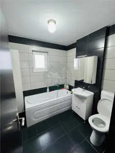Casa cu 4 camere in Sura Mare - foto 7