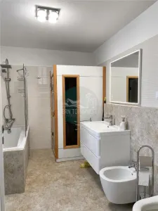 Casa eleganta cu 4 camere 215mp zona Calea Dumbravii - foto 10