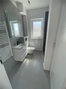Apartament 4 camere 2 bai cu balcon si parcare pe Doamna Stanca - foto 12
