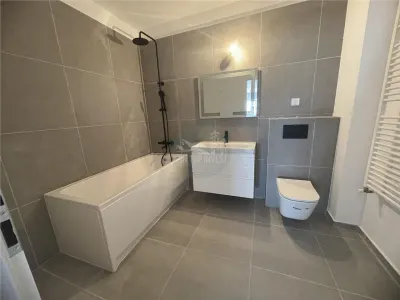 Penthouse 4 camere cu terasa de 102 mp pe Doamna Stanca - foto 3
