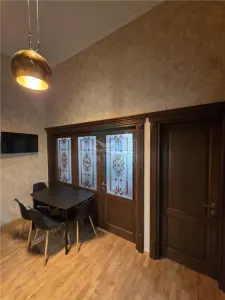 Apartament de LUX 2 camere pivnita zona Centrala - foto 7