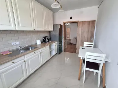 Apartament 3 camere decomandat 2 bai parcare Sura Mare - foto 14