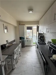 Apartament 3 camere cu balcon zona Terezian - foto 2