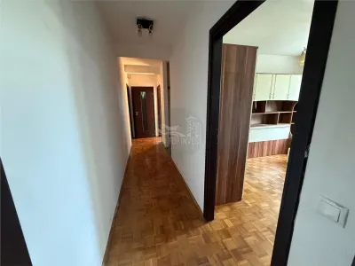 Apartament cu 4 camere 2 bai si balcon etajul 1 pe Rahovei - foto 10