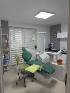 Spatiu comercial pretabil cabinet stomatologic zona Arhitectilor - foto 5