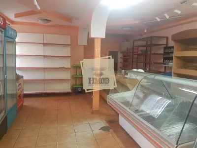 Spatiu comercial zona Lazaret 49 mp utili - foto 9