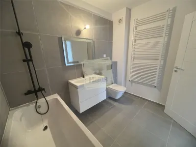 Apartament nou la CHEIE cu 3 camere  balcon si parcare pe Doamna Stanca - foto 7