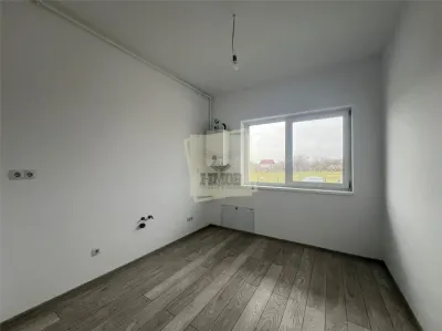 Apartament cu 2 camere balcon boxa de depozitare - foto 5