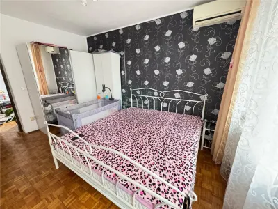 Apartament modern 2 camere si balcon zona Terezian - foto 9
