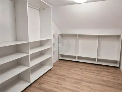 Casa individuala 5 camere 2 bai 475mp teren zona Sura Mare - foto 10