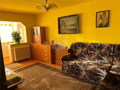 Apartament decomandat 3 camere etaj intermediar Vasile Aaron - Sibiu