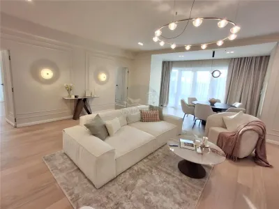 Penthouse EXCLUSIVIST  de LUX 114 mp terasa EVOLUTION - foto 2