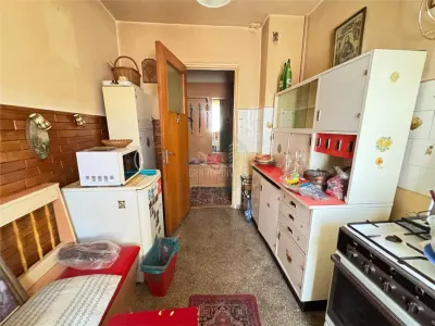 Apartament 2 camere cu balcon zona Cedonia - foto 6