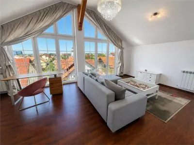 Penthouse 200mp 3 camere 2 bai dressing terasa Parcul Sub Arini - foto 5